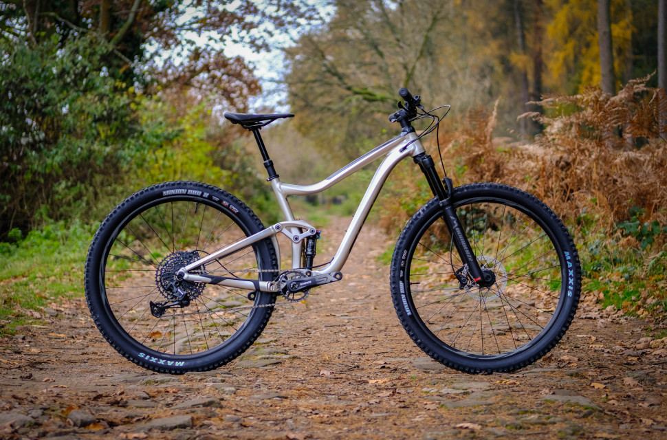 First Look Giant Trance 29er 3 how does the budget alloy bike